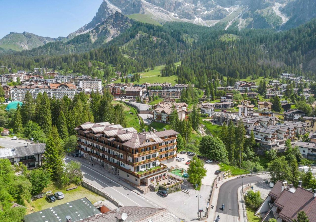 Hotel Colfosco San Martino Di Castrozza Luaran gambar