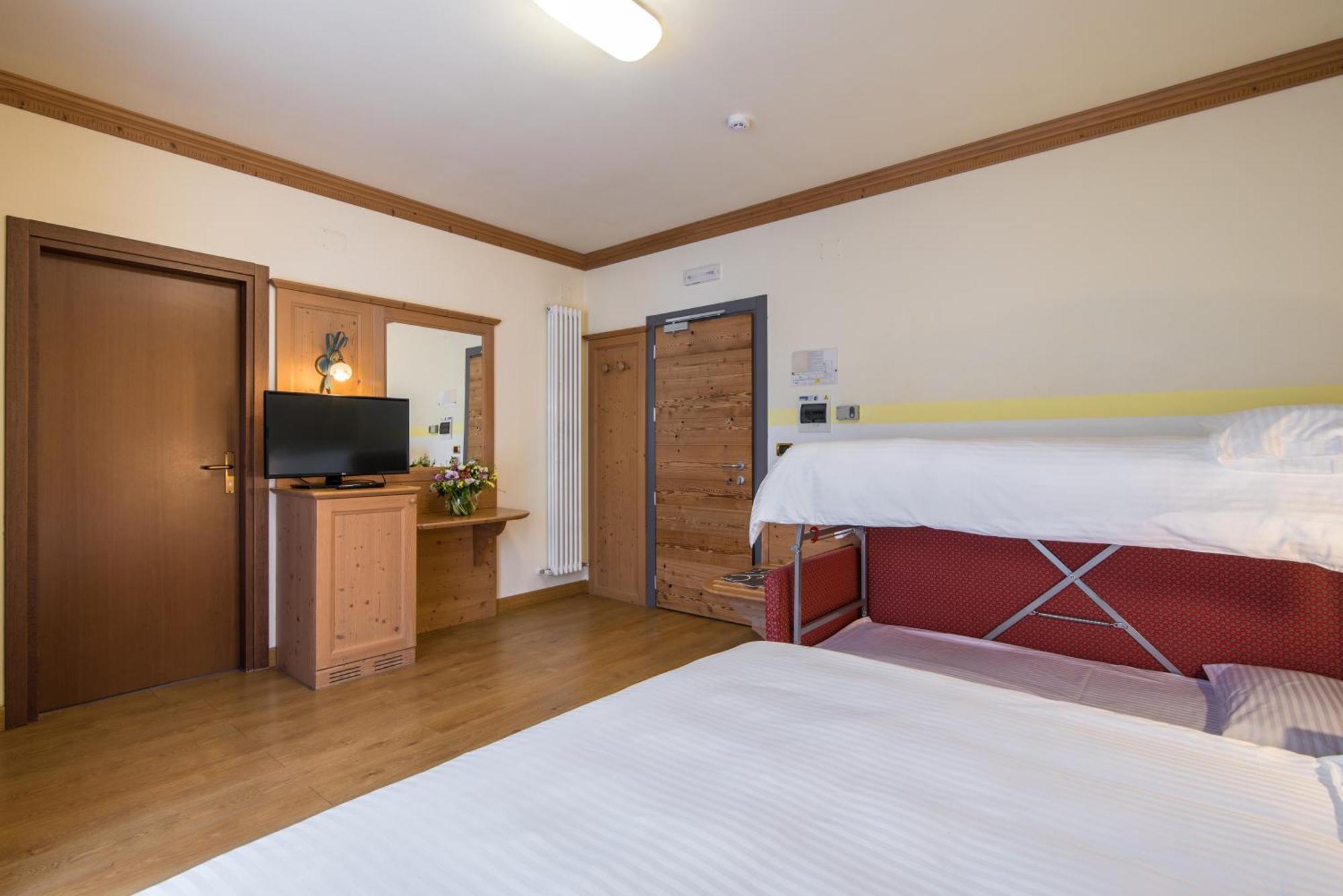 Hotel Colfosco San Martino Di Castrozza Luaran gambar